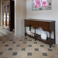 Octogonal flooring in French variation of natural marble stone. 